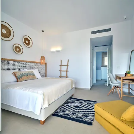 Private Luxury Scarlet Beachfront Villa, Molos, Paros Villa *