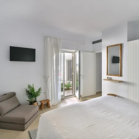 Private Luxury Scarlet Beachfront Villa, Molos, Paros Molos (Paros)