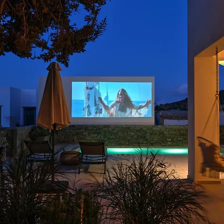 别墅 Private Luxury Scarlet Beachfront Villa, Molos, Paros