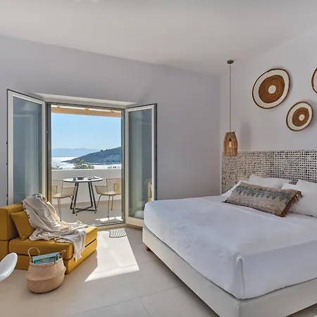 Private Luxury Scarlet Beachfront Villa, Molos, Paros Villa