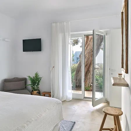 Villa Private Luxury Scarlet Beachfront Villa, Molos, Paros