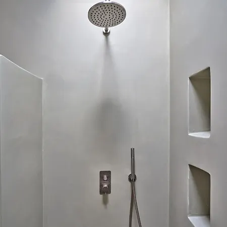 Private Luxury Scarlet Beachfront Villa, Molos, Paros Villa Molos (Paros)