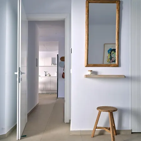 Private Luxury Scarlet Beachfront Villa, Molos, Paros Villa Molos (Paros)